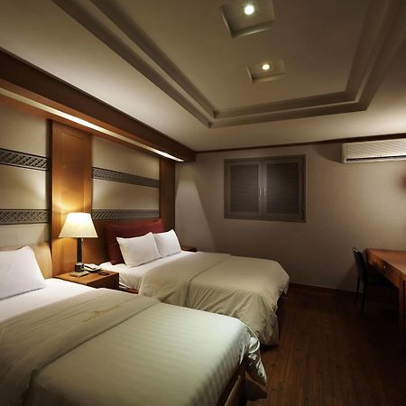 Hotel Noblesse, Yeoksam Seoul Exterior foto