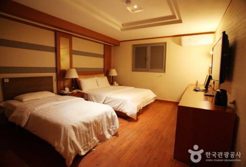 Hotel Noblesse, Yeoksam Seoul Exterior foto
