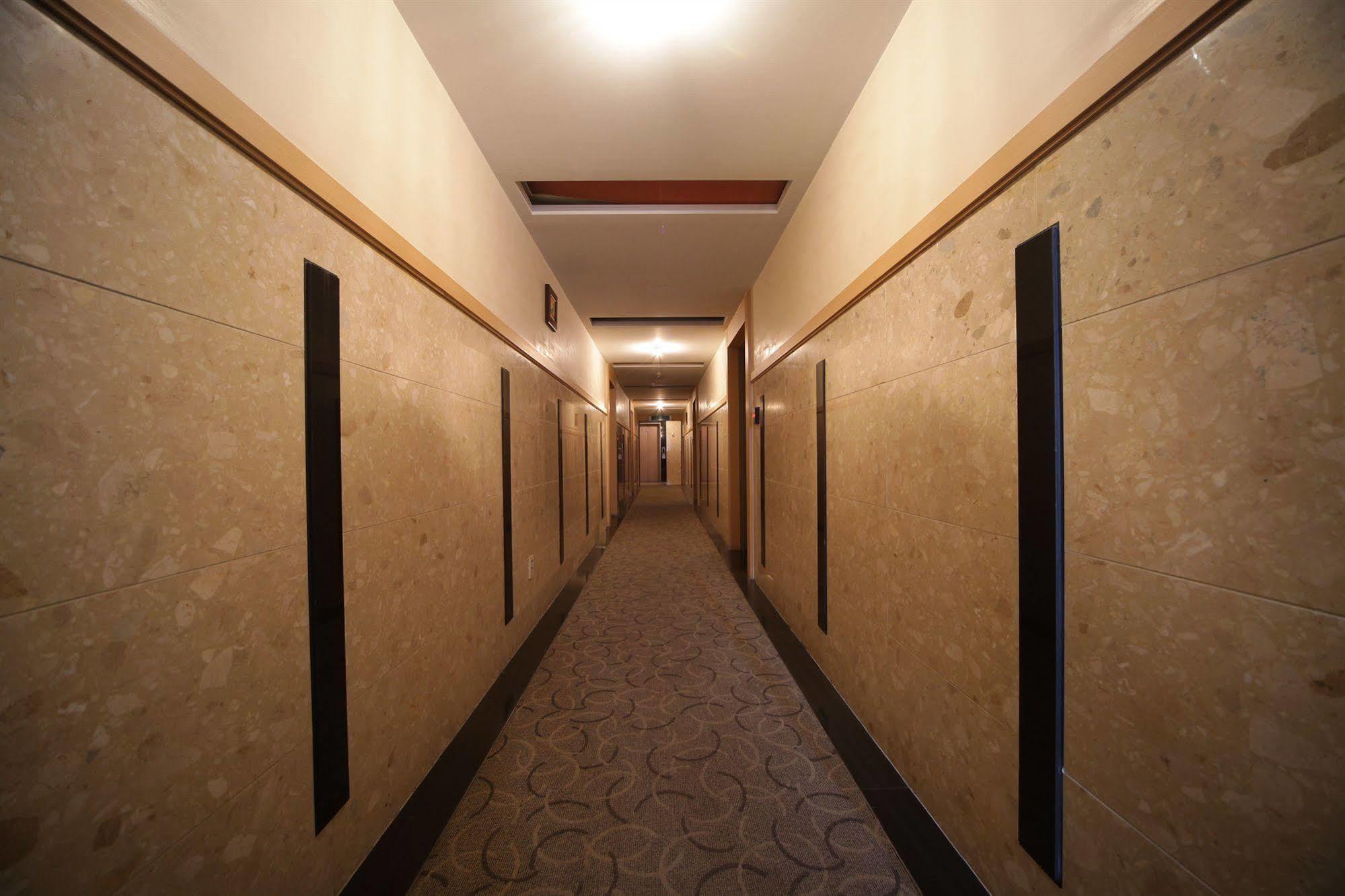 Hotel Noblesse, Yeoksam Seoul Exterior foto
