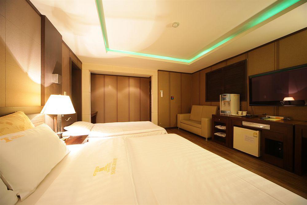 Hotel Noblesse, Yeoksam Seoul Exterior foto